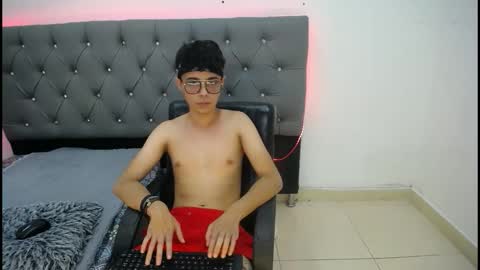 Snapshot of jules_silver02 chatting on 3, 12, 2025 Jules online show from 3, 12, 2025