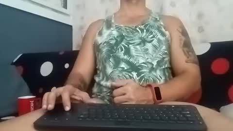 Snapshot of juleslake2 chatting on 27, 10, 2025 juleslake2 online show from 27, 10, 2025