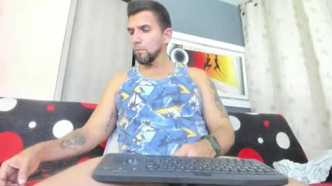 Snapshot of juleslake2 chatting on 5, 5, 2026 juleslake2 online show from 5, 5, 2026
