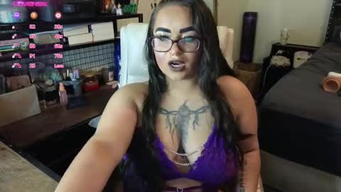 Snapshot of julesssnextdoor chatting on 29, 9, 2025 Julesss online show from 29, 9, 2025