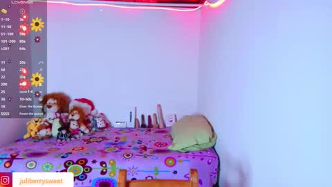 Snapshot of juli05star chatting on 28, 11, 2025 Juliana online show from 28, 11, 2025