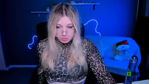 Snapshot of juli_kisss chatting on 4, 3, 2025 juli kisss online show from 4, 3, 2025