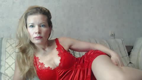 julia_giulia online show from 15, 2, 2025