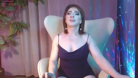 Julia online show from 7, 11, 2025