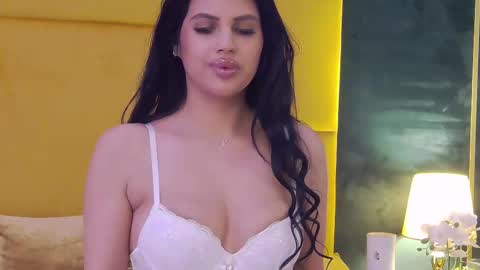 Snapshot of juliaharveyy chatting on 25, 2, 2025 Julia online show from 25, 2, 2025