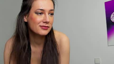 Snapshot of juliahunts chatting on 24, 11, 2025 JuliaHunt online show from 24, 11, 2025