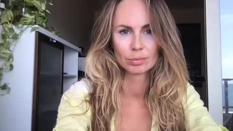 julialemilf online show from 17, 6, 2026