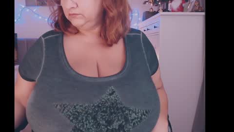 Snapshot of julialiones chatting on 20, 12, 2024 julialiones online show from 20, 12, 2024