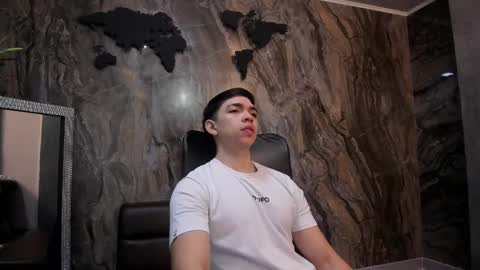 JULIAN  online show from 18, 2, 2026