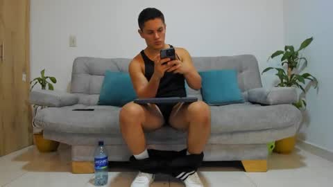 Snapshot of julian_wallace chatting on 7, 12, 2024 julian_wallace online show from 7, 12, 2024