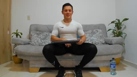 Snapshot of julian_wallace chatting on 9, 12, 2024 julian_wallace online show from 9, 12, 2024