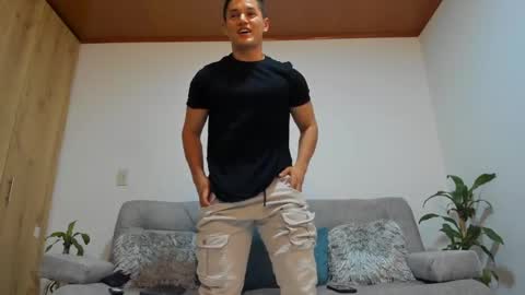 Snapshot of julian_wallace chatting on 11, 12, 2024 julian_wallace online show from 11, 12, 2024