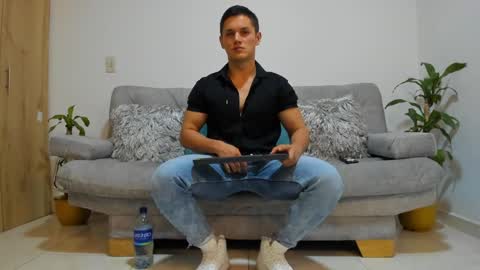 Snapshot of julian_wallace chatting on 11, 12, 2024 julian_wallace online show from 11, 12, 2024