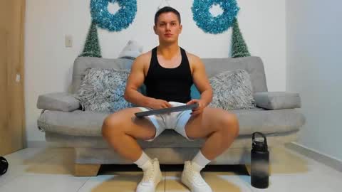 Snapshot of julian_wallace chatting on 31, 12, 2024 julian_wallace online show from 31, 12, 2024