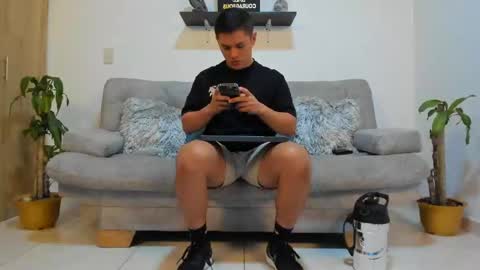 Snapshot of julian_wallace chatting on 20, 1, 2025 julian_wallace online show from 20, 1, 2025