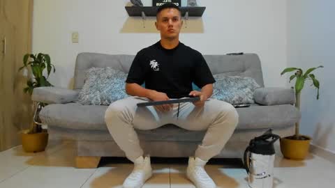 Snapshot of julian_wallace chatting on 25, 1, 2025 julian_wallace online show from 25, 1, 2025