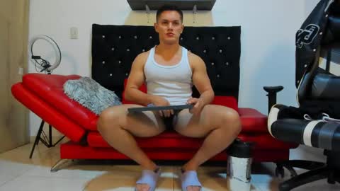 Snapshot of julian_wallace chatting on 26, 2, 2025 julian_wallace online show from 26, 2, 2025