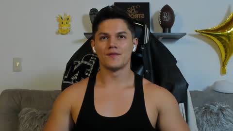 Snapshot of julian_wallace chatting on 10, 10, 2025 julian_wallace online show from 10, 10, 2025