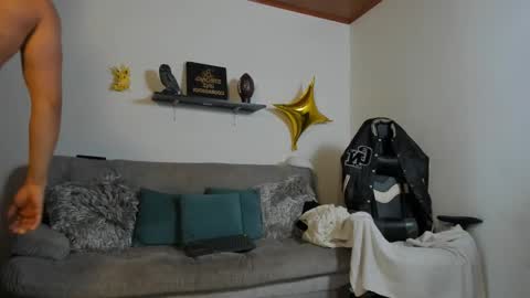 Snapshot of julian_wallace chatting on 15, 10, 2025 julian_wallace online show from 15, 10, 2025