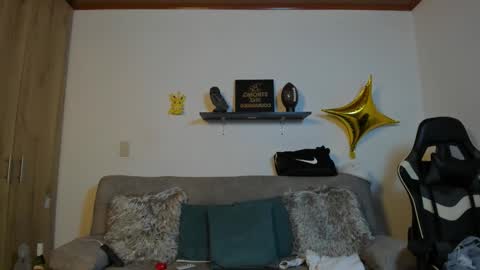 Snapshot of julian_wallace chatting on 28, 11, 2025 julian_wallace online show from 28, 11, 2025