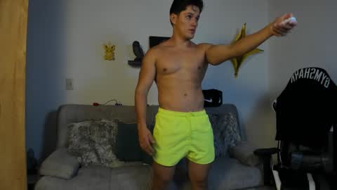 julian_wallace online show from 13, 1, 2026