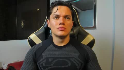 julian_wallace online show from 27, 2, 2026