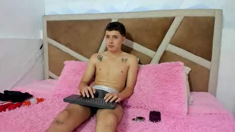 julian online show from 28, 11, 2025