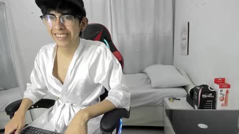 Julian online show from 17, 3, 2026