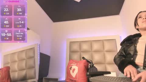 Snapshot of juliana_js_ chatting on 15, 9, 2025 juliana_js_ online show from 15, 9, 2025