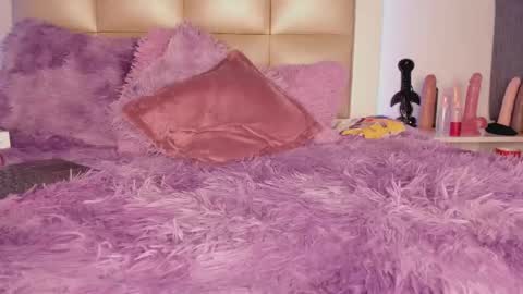 Snapshot of juliana_js_ chatting on 7, 11, 2025 juliana_js_ online show from 7, 11, 2025