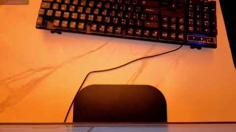 Snapshot of juliana_tx chatting on 25, 11, 2025 Online 2200 to 600 online show from 25, 11, 2025