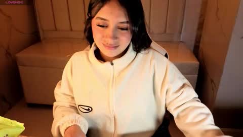 Snapshot of juliana_tx chatting on 13, 1, 2026 Online 2200 to 600 online show from 13, 1, 2026