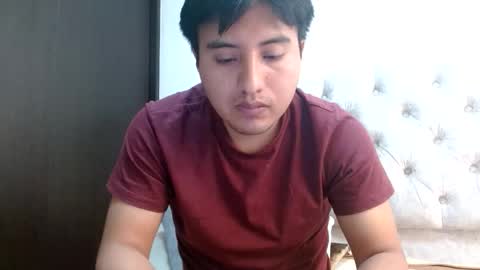 Julian online show from 5, 3, 2026