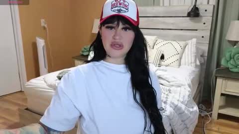 Snapshot of julianaxxxrose chatting on 10, 10, 2025 Texas Mamasita online show from 10, 10, 2025