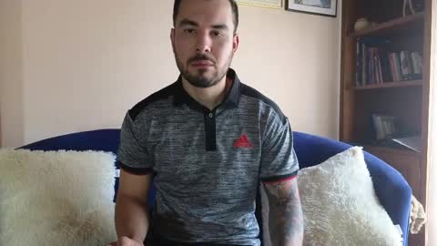 Julian online show from 30, 4, 2026