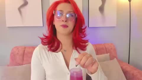 Juliana online show from 22, 9, 2025