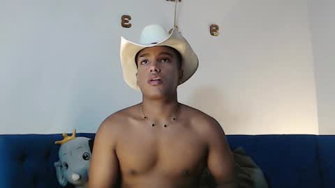 Snapshot of juliannmattius chatting on 16, 10, 2025 Juliann online show from 16, 10, 2025