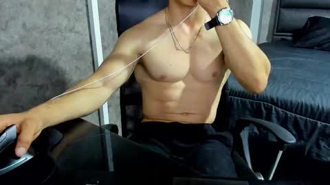 Snapshot of juliansexxx16 chatting on 10, 10, 2025 Julian online show from 10, 10, 2025
