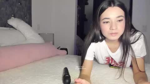 Jeimy Help me to reach 100 thumbs up online show from 12, 3, 2026