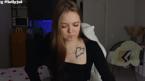 Snapshot of julidropp chatting on 2, 10, 2025 julidropp online show from 2, 10, 2025