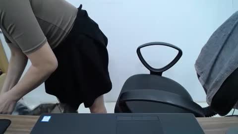 Snapshot of julie9x chatting on 17, 11, 2025 julie9x online show from 17, 11, 2025