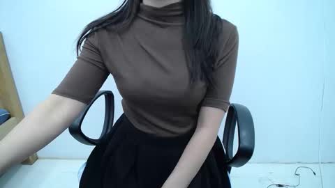 Snapshot of julie9x chatting on 21, 11, 2025 julie9x online show from 21, 11, 2025