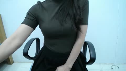 Snapshot of julie9x chatting on 22, 11, 2025 julie9x online show from 22, 11, 2025