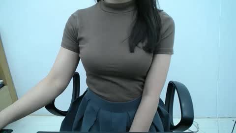 Snapshot of julie9x chatting on 29, 11, 2025 julie9x online show from 29, 11, 2025