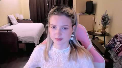 Julie online show from 30, 11, 2025