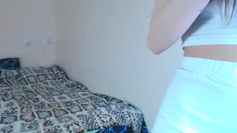 juliebeshears online show from 27, 2, 2026