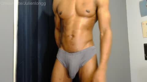 Snapshot of julienlongg chatting on 14, 5, 2026 Julien online show from 14, 5, 2026