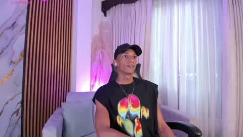 Snapshot of juliensaint_ chatting on 18, 9, 2025 Julien online show from 18, 9, 2025