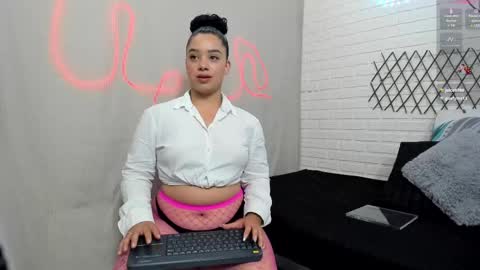 julieta_333 online show from 2, 2, 2025