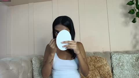 Snapshot of julieta_aguilar chatting on 14, 1, 2025 Juli online show from 14, 1, 2025
